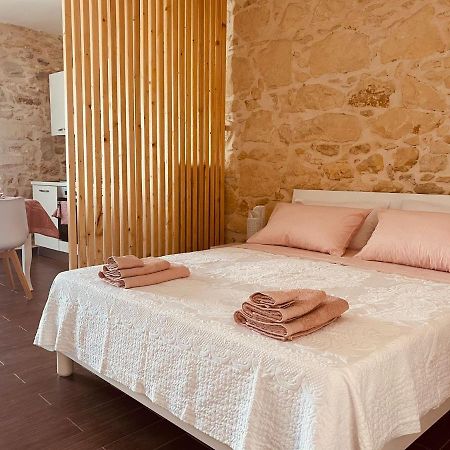 Mary Home Sicily Deluxe 拉古萨 外观 照片