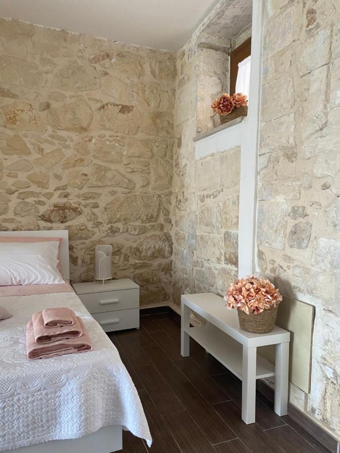 Mary Home Sicily Deluxe 拉古萨 外观 照片