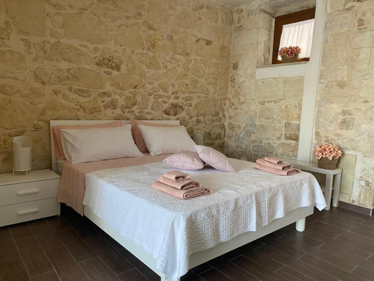 Mary Home Sicily Deluxe 拉古萨 外观 照片