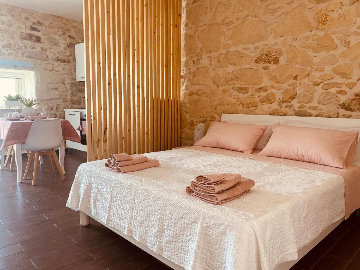 Mary Home Sicily Deluxe 拉古萨 外观 照片
